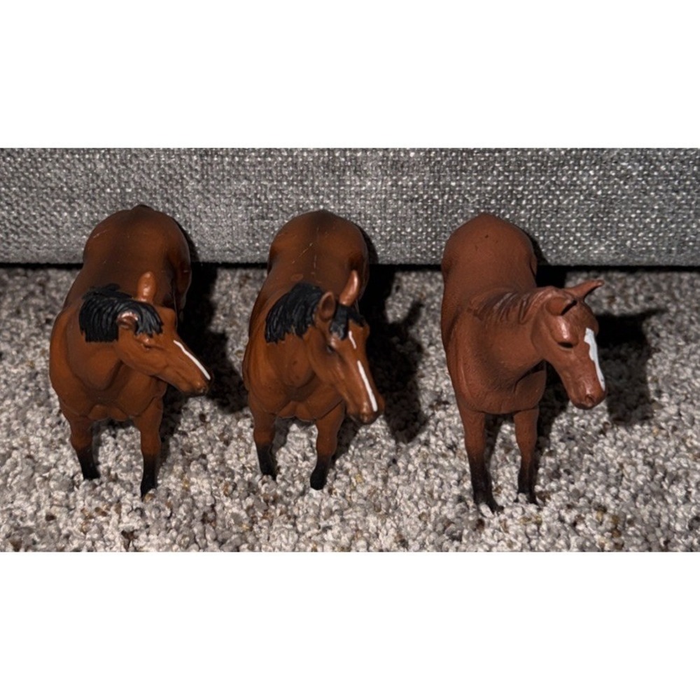Terra by Battat Horse Lot of 3 Brown Plastic Figurine Animal Toys